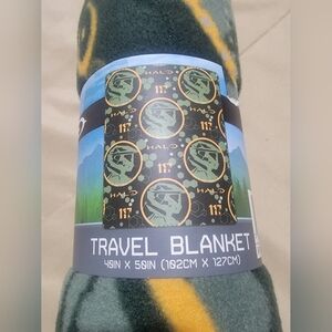 Halo Infinite Master Chief Travel Blanket - New